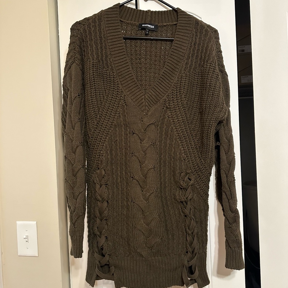Express XS olive green sweater.